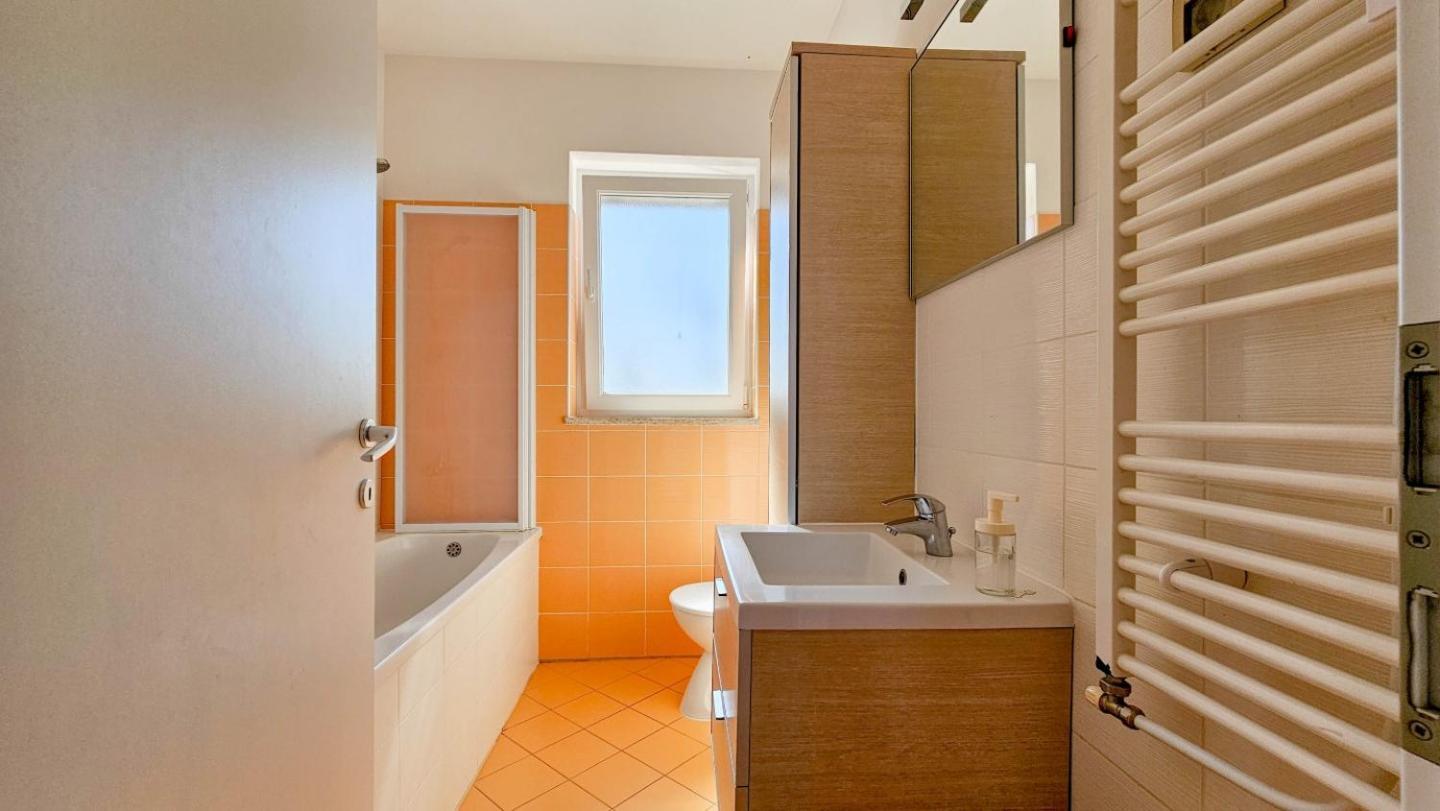 Casa Lutoma Βίλα Kmeti Εξωτερικό φωτογραφία